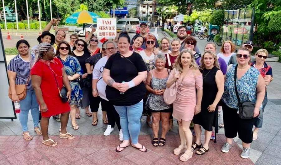 clients shopping at Asiatique